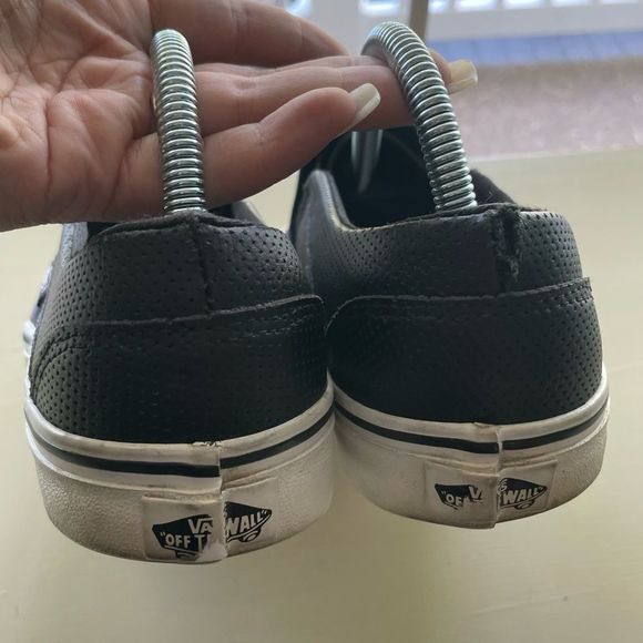 VANS Black Leather Slip Ons 721461 - Picture 4 of 11